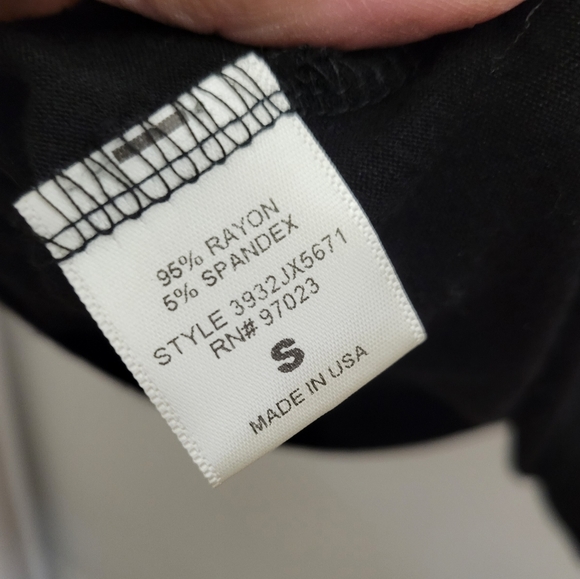 Fabulous Pretty Rebel Tank Top size small oversized - Picture 4 of 5